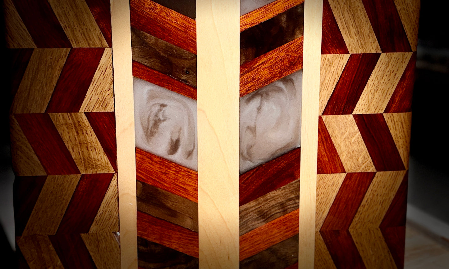 The Apex Artisan Cutting Board – A Bold Statement of Craftsmanship