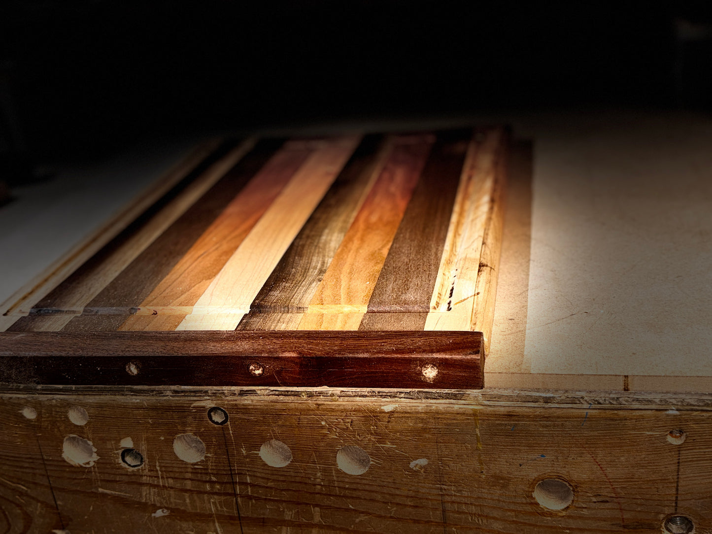 The Artisan's Edge - Premium Hardwood Cutting Board w/Juice Groove